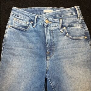 Good American High Rise Blue Jeans with Vintage Wash
